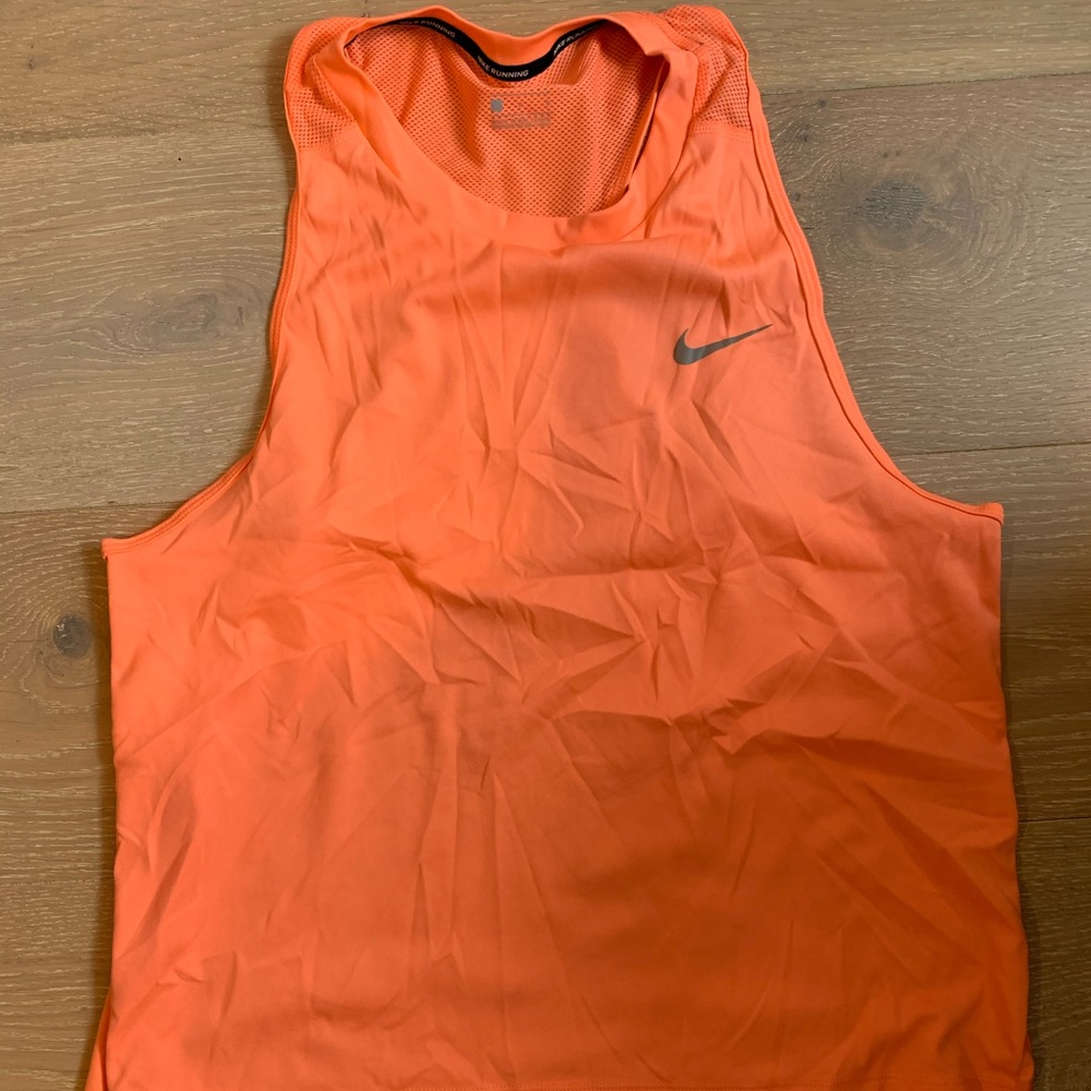 Nike workout top